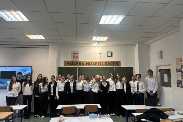 uczniowie klasy hotelarskiej