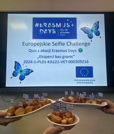 Plakat i greckie pączki z flagami